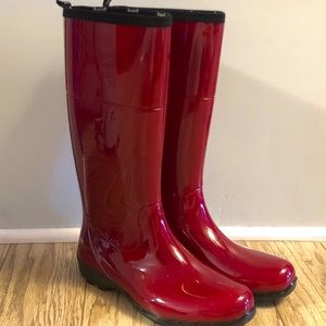 Red Kamik Heidi Rain Boots Size 10